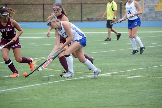 Field Hockey Team Continues To Rack Up Goals | The Newtown Bee
