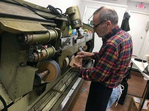 Retired Cobbler Opens Shoe Repair Shop In Newtown The Newtown Bee
