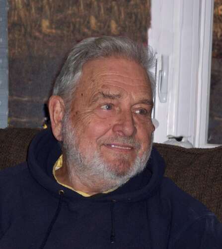 Roger Streeter – The Newtown Bee