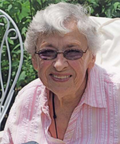 Doris Dayton Dickinson – The Newtown Bee