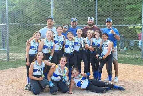10U Hawks Softball Defeat Diamonds In Grateful Dad Championship Game
