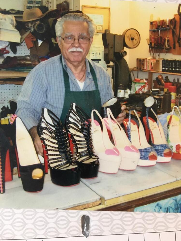 Newtown's 'Original' Shoemaker Retiring November 10 | The Newtown Bee